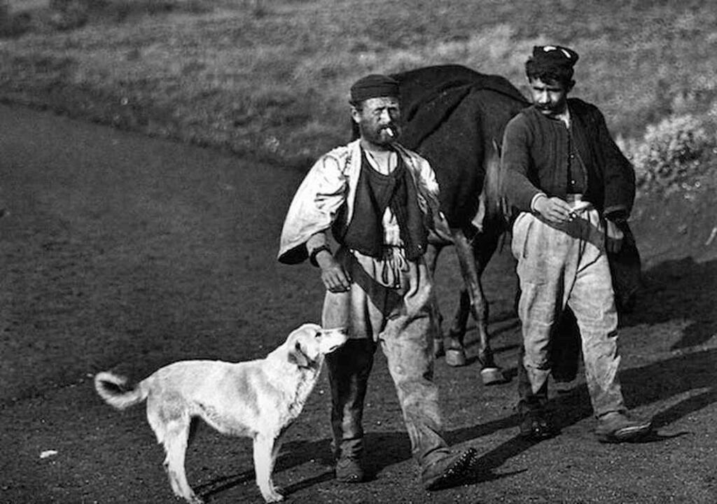 Männer in der Straße Preveza-Giannena-1913