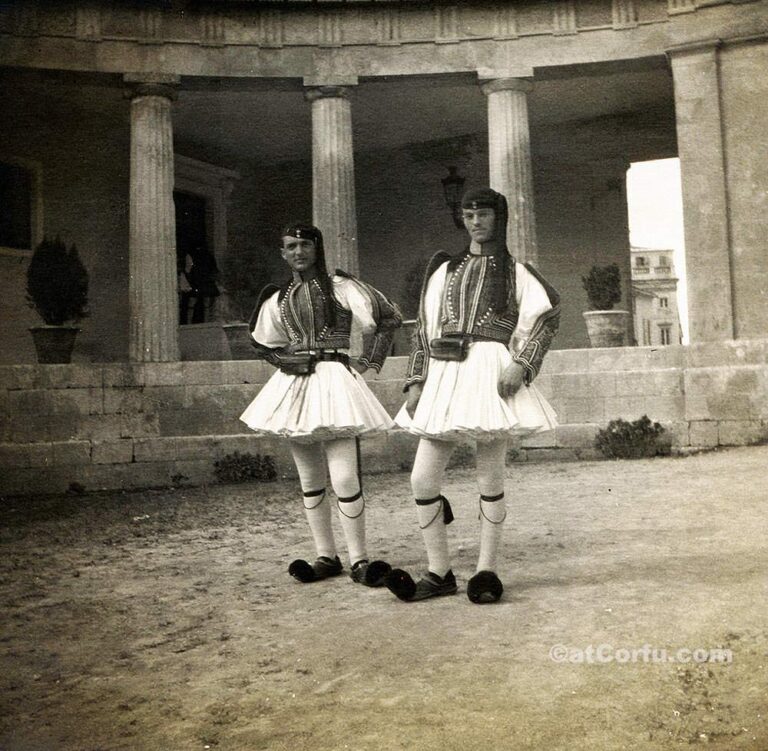 Korfu alte Fotos - im Palast um 1915