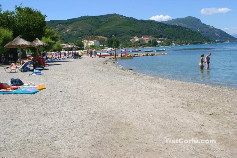 Benitses - Strand bei Koutsomaroula