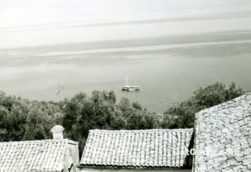 Benitses - ein kleines Boot unter San Stefano 1950