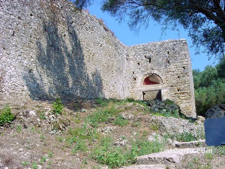 Korfu Fotos, Reste von Gardiki Festung