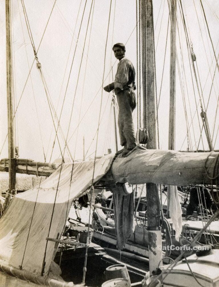 Korfu alte Fotos - auf dem Mast