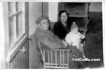 Benitses - Großvater und Mutter-1960