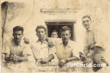 Benitses - Tonis, Menelaos, Erotas, Nionios 1950