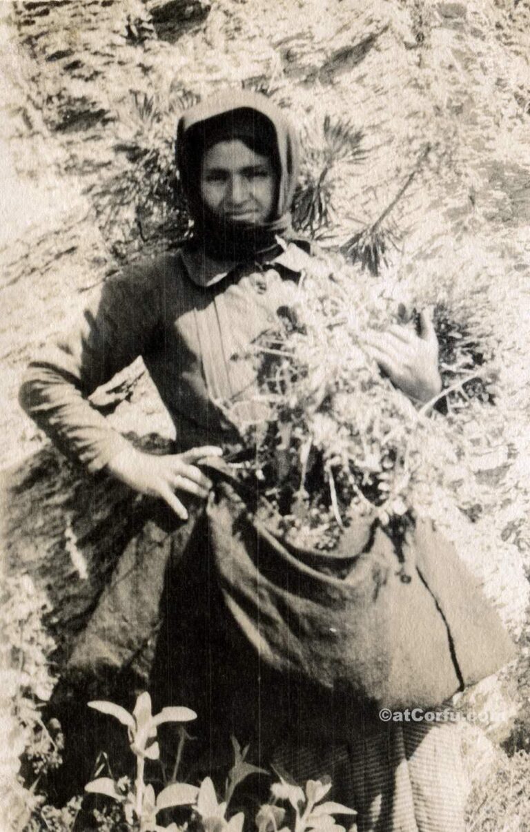 Korfu alte Fotos - eine Frau von 1930