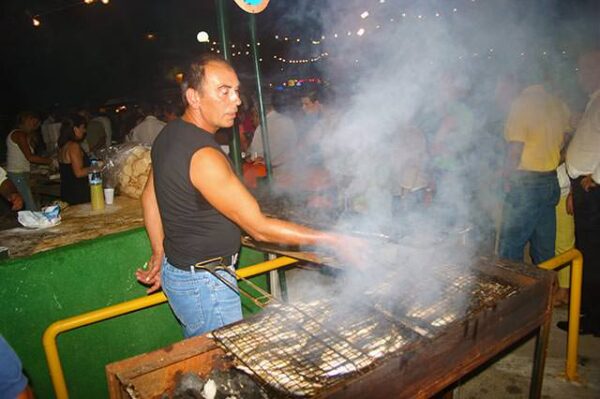 Sardinenfest in Benitses