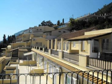 El Greco Hotel in Benitses - Veranda