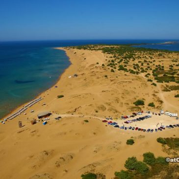 Korfu - Parkplatz am Strand von Issos