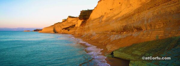 Loggas in Peroulades Korfu