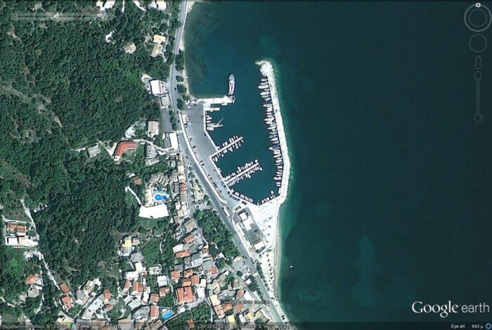 Yachthafen in Benitses