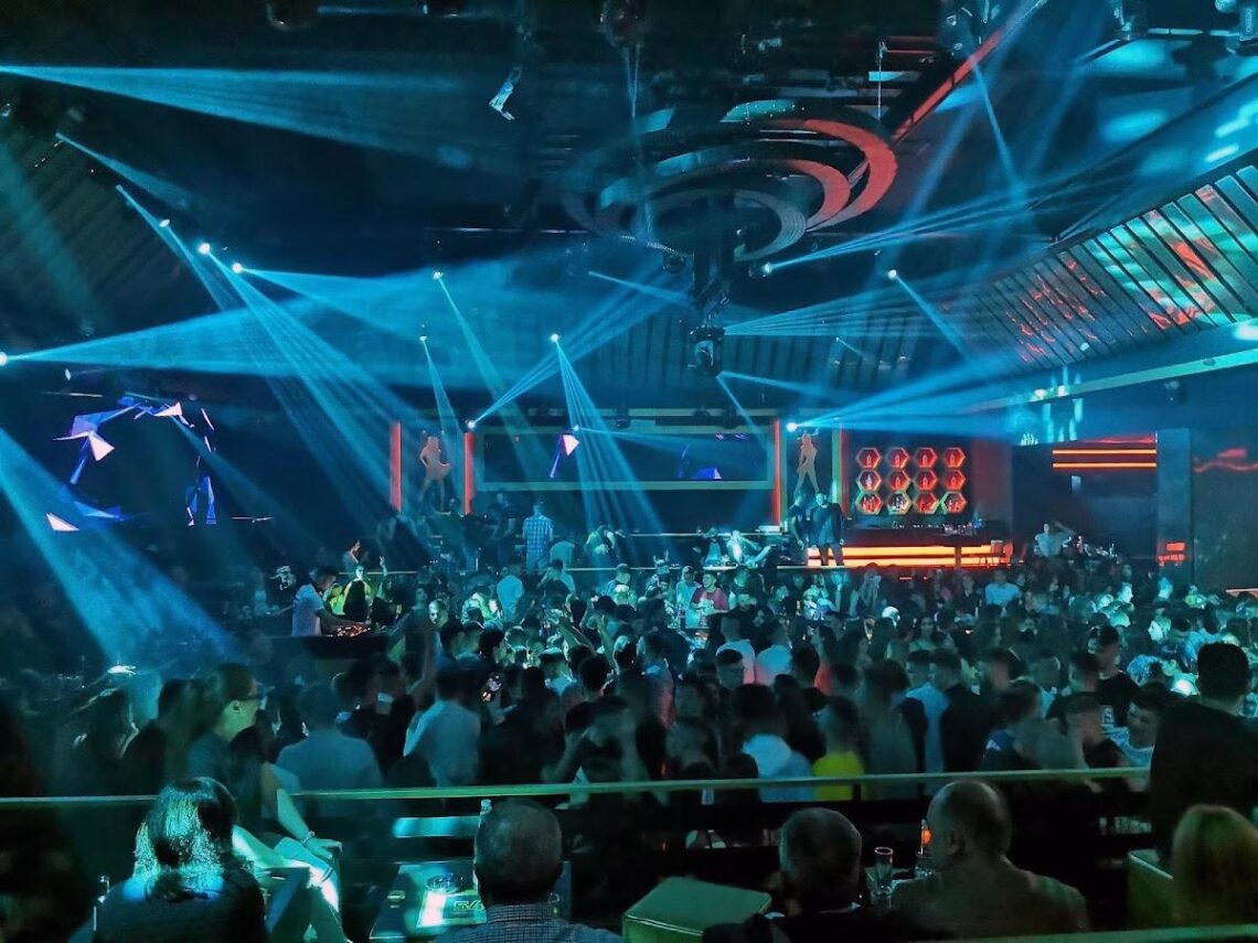 54 Dreamy Nights Club