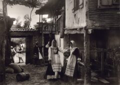 Αυλές στην Ακράτα 1903