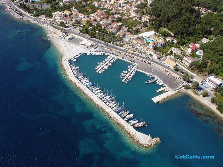 Μπενίτσες αεροφωτογραφίες - το λιμάνι από βόρεια