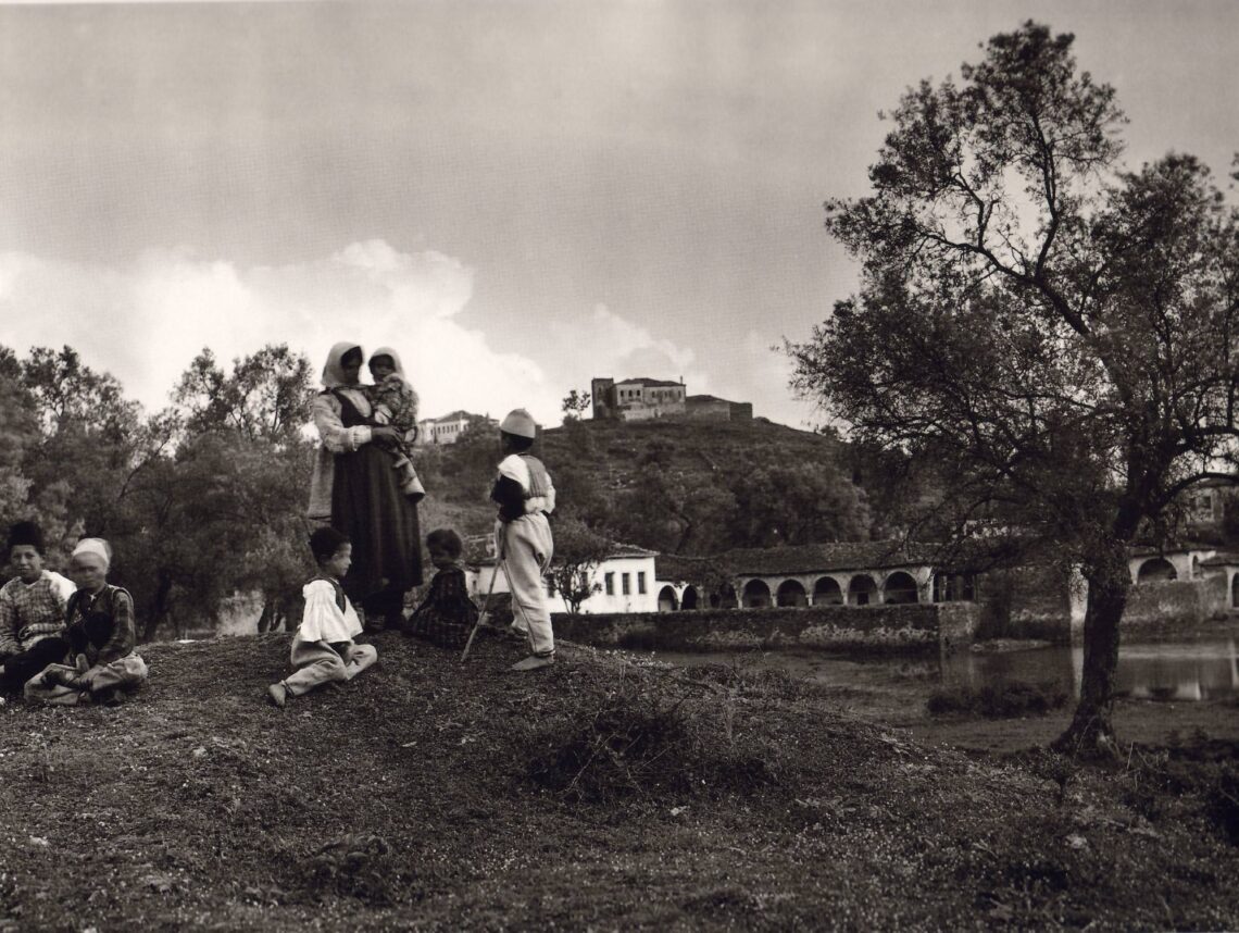Εξοχή στους Φιλιάτες 1913