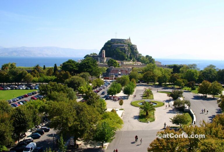 Κέρκυρα φωτογραφίες - κάτω πλατεία Σπιανάδα