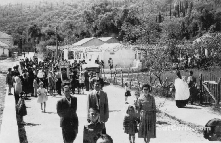 Μπενίτσες - Λιτανεία