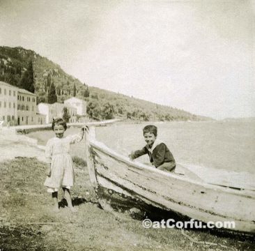 Μπενίτσες - Σκάλωμα στην παραλία το 1915