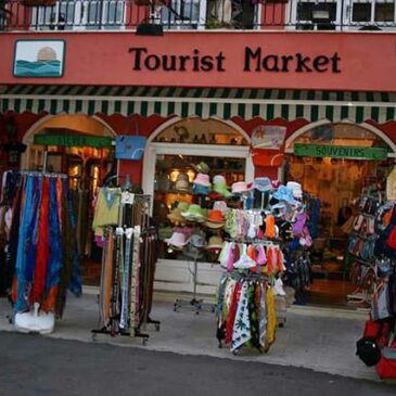 Μπενίτσες - tourist market