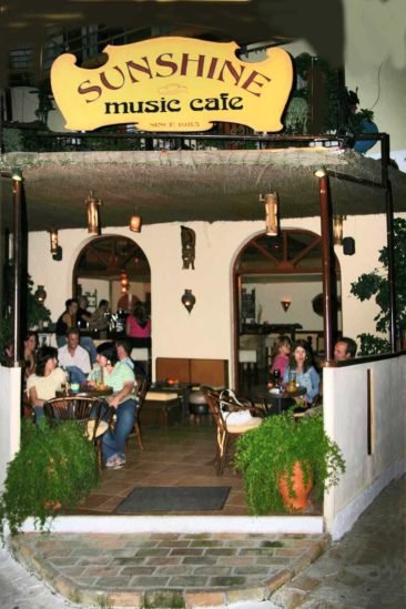 Καφέ μπαρ Sunshine στις Μπενίτσες