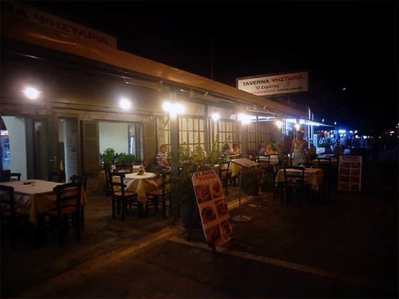 Εστιατόριο ψησταριά Στράτος στις Μπενίτσες