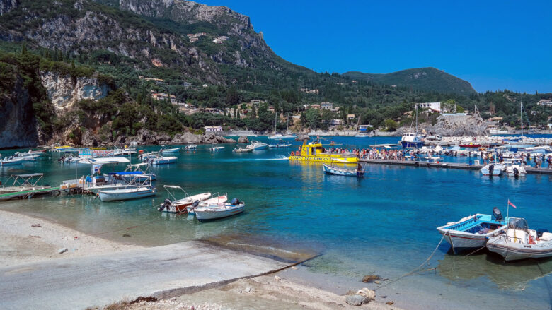 Παραλία στην Παλαιοκαστρίτσα