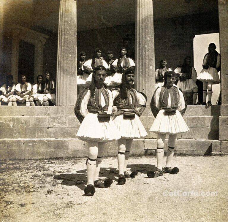 At Palace 1915