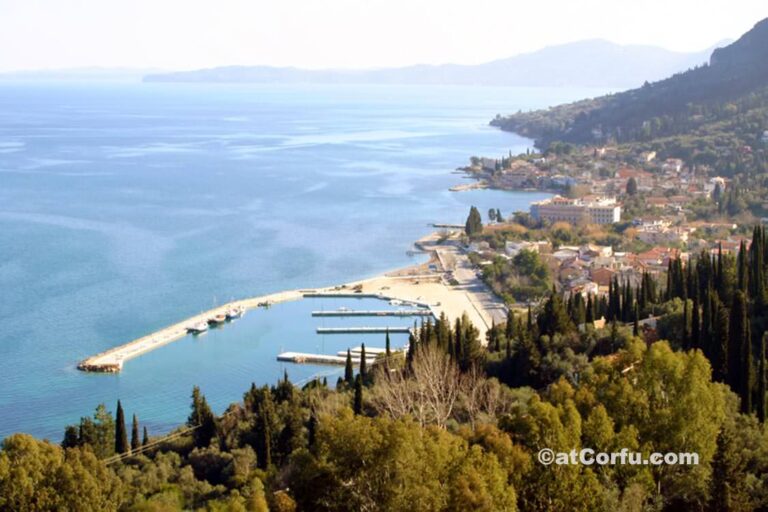 Benitses port