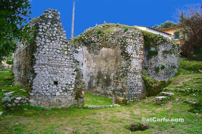 Roman baths in Benitses
