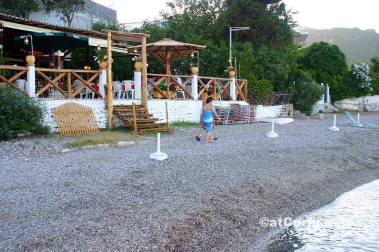 Benitses Chontrakia Beach
