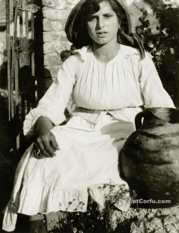 A girl 1913