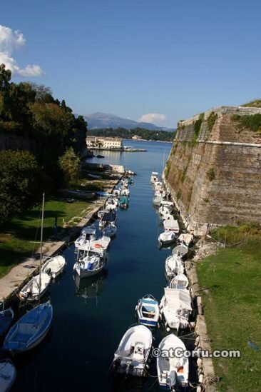 Corfu photos - Kontra fossa in old fortress