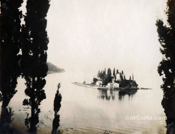 Mouse island 1900