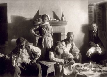 A family in Zemeno of Korinthos 1903