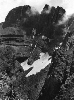 Olympos - The Zeus Throne 1914