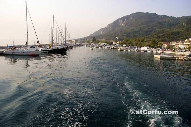 Benitses port