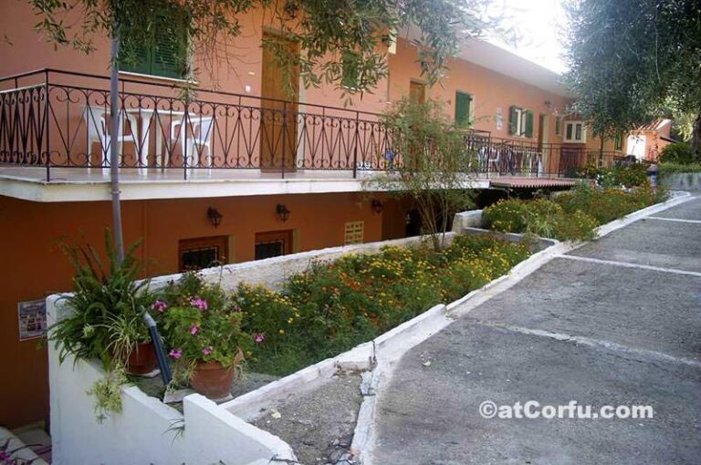 Passas Apartments