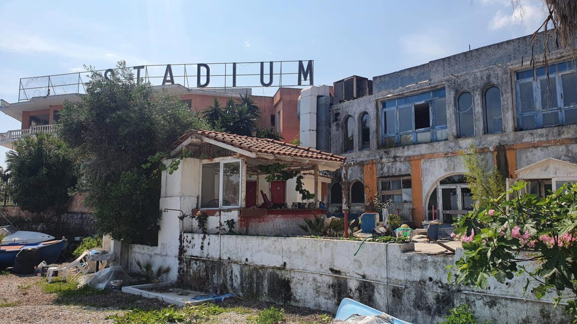 Abandoned Casanovas club next to Stadium - View from the beach