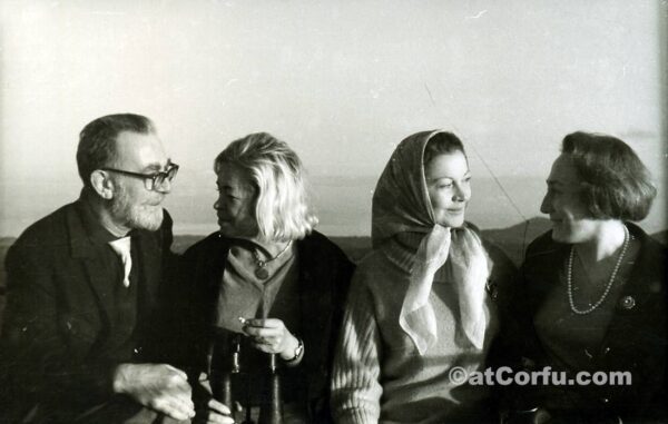 Roger Furse-Ines Furse-Vivien Leigh-Juli Damaskinos Roger Furse-Ines Furse-Vivien Leigh-Juli Damaskinos