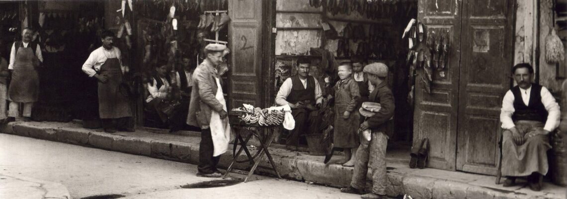 Shoe shops in Athinas street-1920