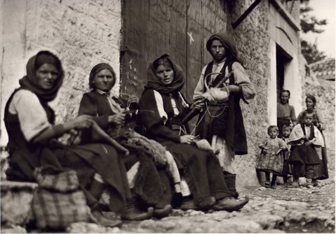 Paramythia 1913