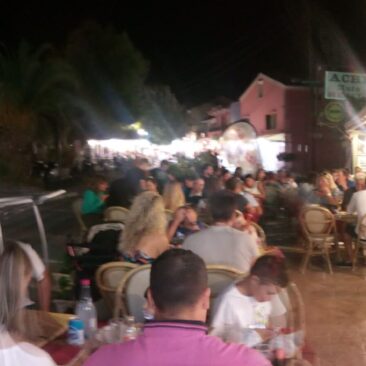 Pizza Kavouras in Benitses Corfu 2017