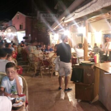 Pizza Kavouras in Benitses Corfu 2017