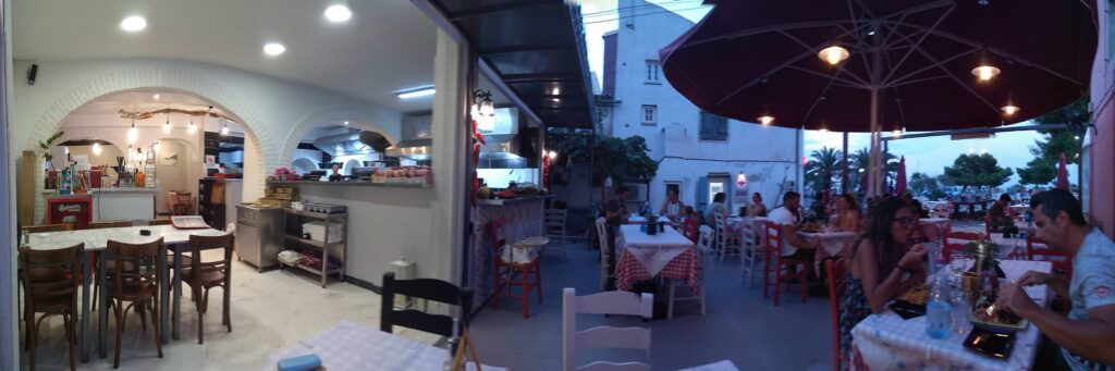 Captain Octopus Restaurant panoramic